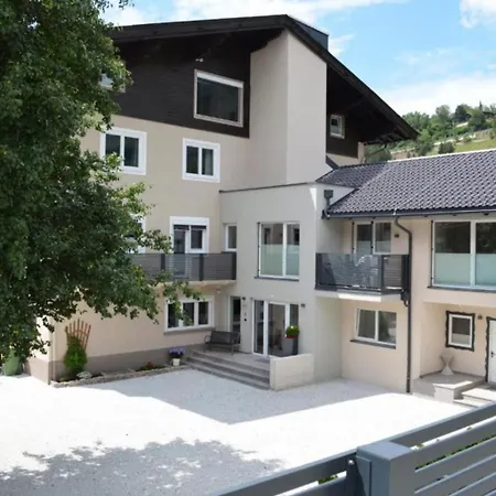Haus Schnoell Top 9 Holiday home